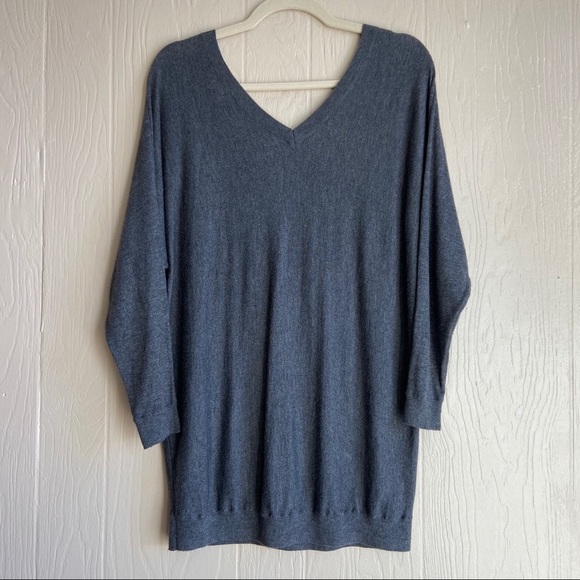 Vince Cashmere Blend V-Neck Sweater - Picture 5 of 9